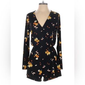 Medium Black floral Romper. Brand: Divided by H&M
